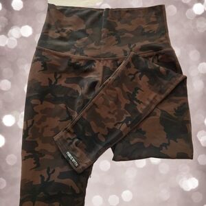 Camo Public Myth Leggings - Size Small